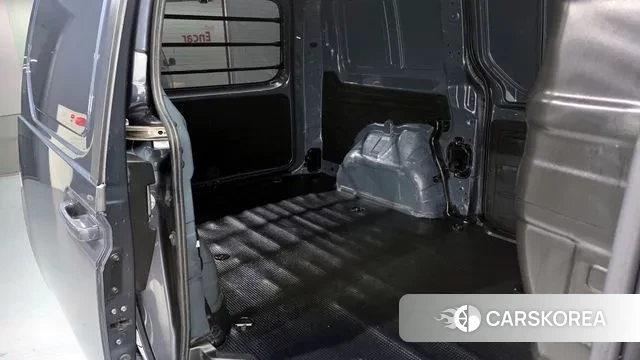 Hyundai Staria 2022 Серый из Кореи, фото 3