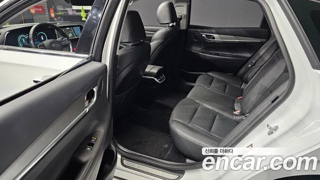 Hyundai The New Grandeur IG Hybrid id 2658267 из Кореи 3