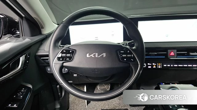 Kia EV6 2023 Белый из Кореи, фото 3