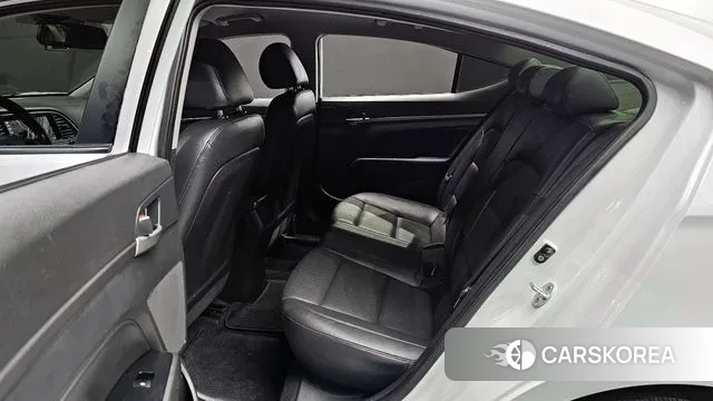 Hyundai Avante AD 2018 Белый из Кореи, фото 3