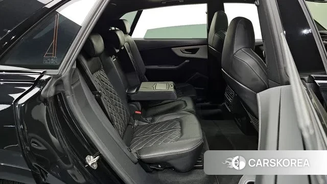 Audi Q8 (4M) 2022 Черный из Кореи, фото 3