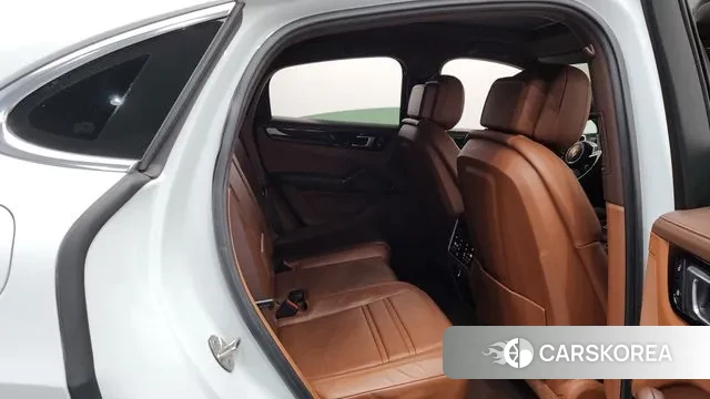 Porsche Cayenne (PO536) 2022 Белый из Кореи, фото 3