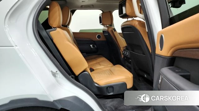 Land Rover Discovery 5 2020 Белый из Кореи, фото 3