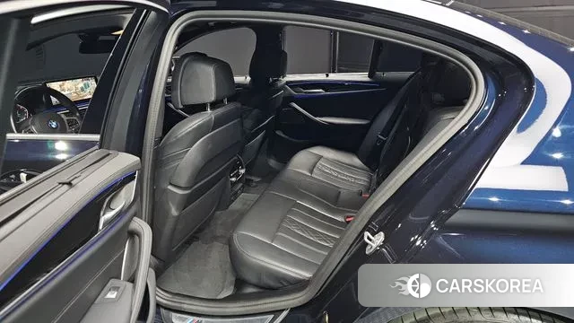 BMW 5 Series (G30) 2022 Черный из Кореи, фото 3