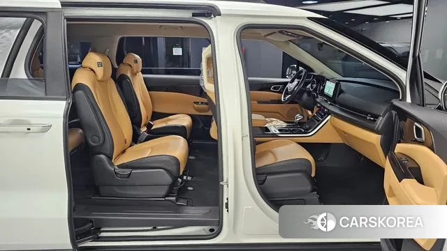 Kia Carnival 4th generation 2022 Белый из Кореи, фото 3