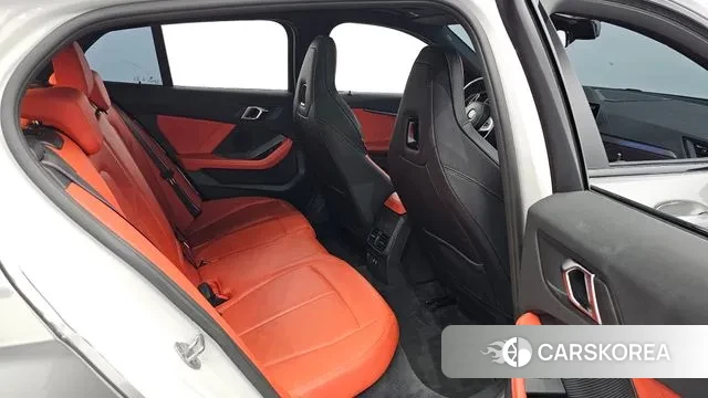 BMW 1 Series (F40) 2023 Серый из Кореи, фото 3