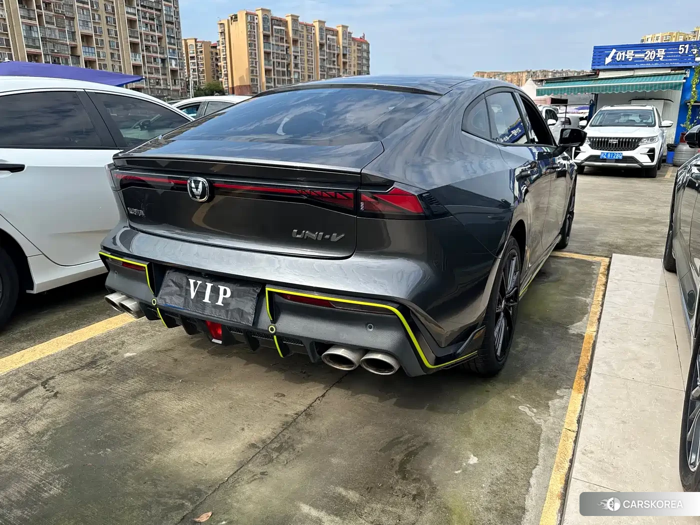 Chang'an UNI-V 2022 Silver/gray из Китая, фото 3