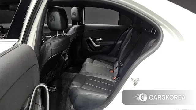 Mercedes-Benz A-Class W177 2021 Белый из Кореи, фото 3