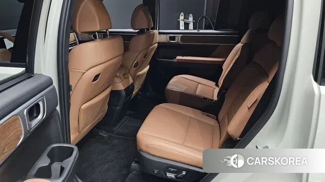 Hyundai Santa Fe (MX5) 2024 Жемчужный цвет из Кореи, фото 3