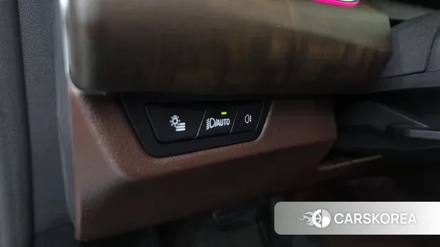 BMW X1 (U11) 2024 Белый из Кореи, фото 3