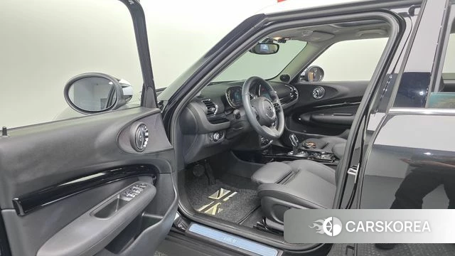 Mini Cooper Clubman 2023 Черный из Кореи, фото 3