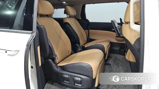 Kia Carnival 4th generation 2022 Белый из Кореи, фото 3