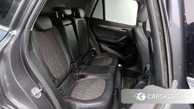 BMW X1 (F48) 2020 Серый из Кореи, фото 3