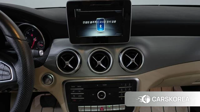 Mercedes-Benz GLA-Class X156 2019 Черный из Кореи, фото 3