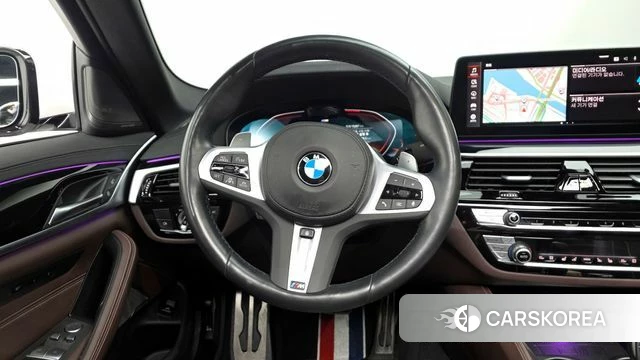 BMW 5 Series (G30) 2023 Белый из Кореи, фото 3
