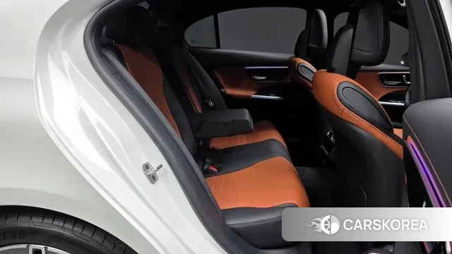 Mercedes-Benz C-Class W206 2025 Белый из Кореи, фото 3