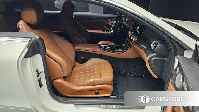 Mercedes-Benz E-Class W213 2019 Белый из Кореи, фото 3
