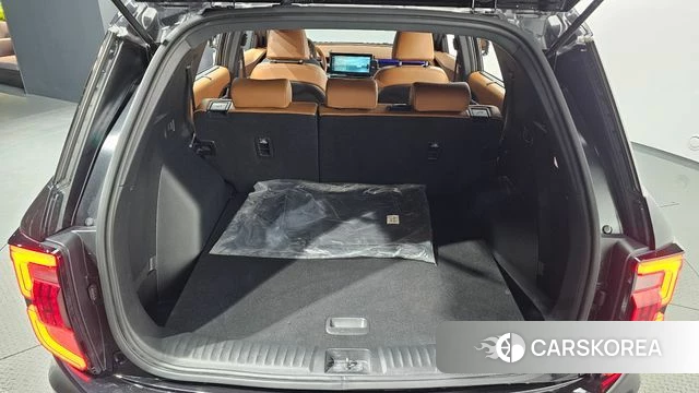 Ssangyong Torres 2023 Черный из Кореи, фото 3