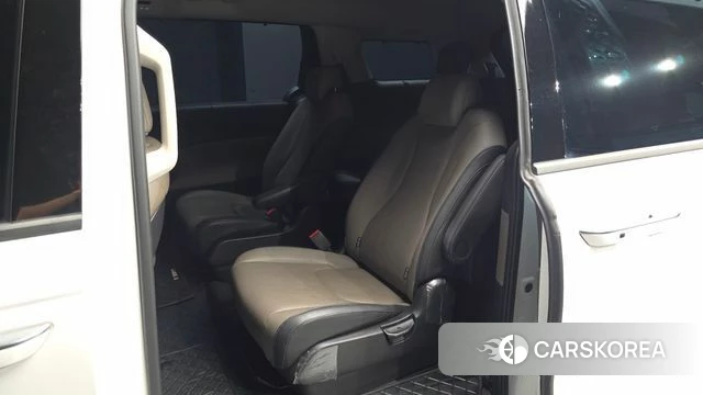 Kia The New Carnival 4th Generation 2024 Белый из Кореи, фото 3