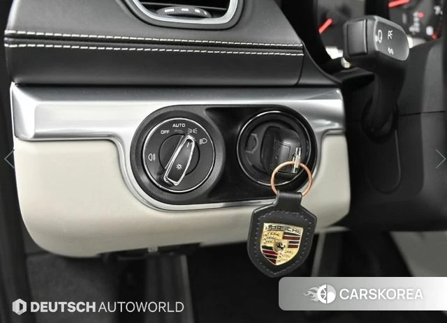 Porsche 718 Boxster 2018 Серый из Кореи, фото 3