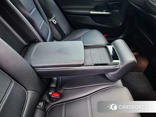 Mercedes-Benz Class C 2023 Черный из Китая, фото 3