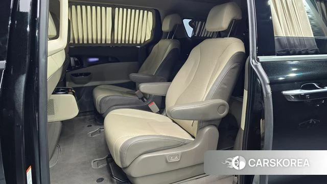 Kia Carnival 4th generation 2023 Черный из Кореи, фото 3