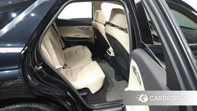 Genesis GV70 2021 Черный из Кореи, фото 3