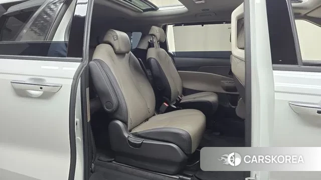 Kia The New Carnival 4th Generation 2023 Белый из Кореи, фото 3