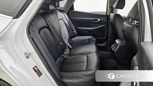 Hyundai Sonata (DN8) 2022 Белый из Кореи, фото 3