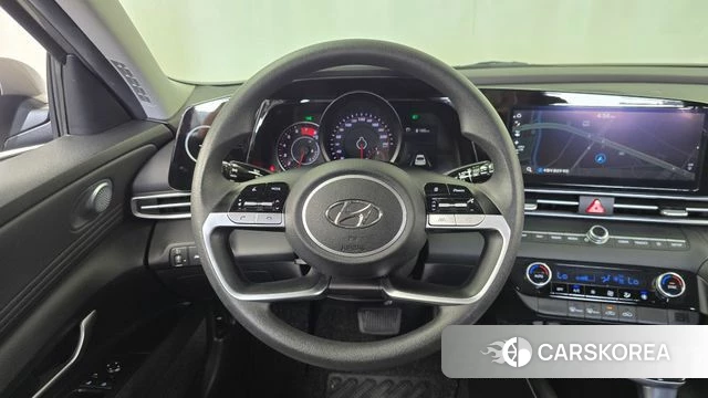 Hyundai Avante (CN7) 2021 Серебристо-серый из Кореи, фото 3