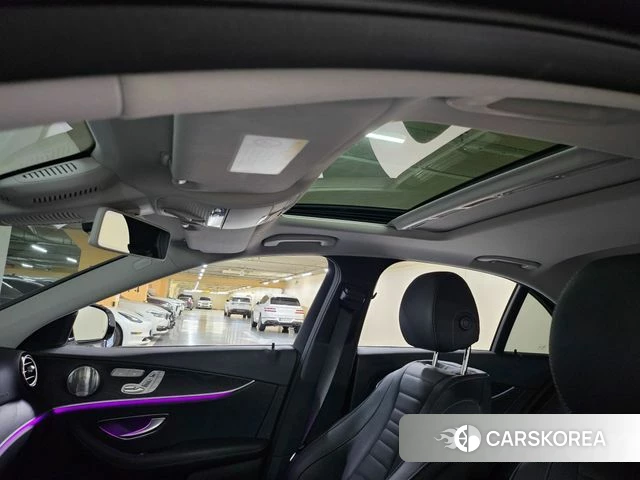 Mercedes-Benz E-Class W213 2018 Белый из Кореи, фото 3
