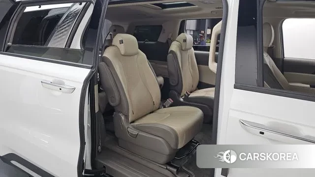 Kia Carnival 4th generation 2022 Белый из Кореи, фото 3