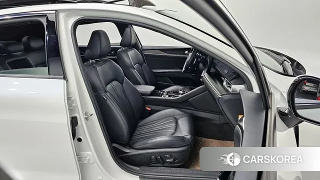 Kia K5 Hybrid 3rd Generation 2023 Белый из Кореи, фото 3