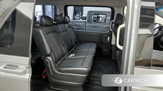 Hyundai Staria 2022 Серебряный из Кореи, фото 3