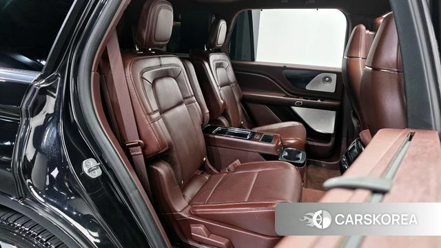 Lincoln Aviator 2nd generation 2021 Черный из Кореи, фото 3