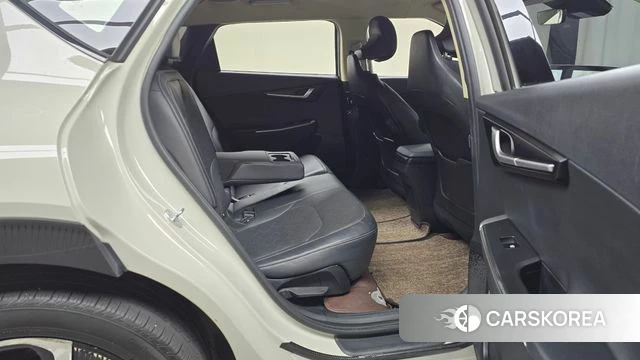 Kia EV6 2023 Жемчужный цвет из Кореи, фото 3