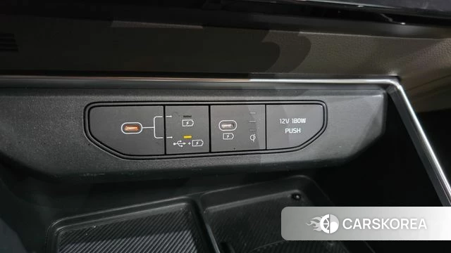 Kia The New Carnival 4th Generation 2024 Белый из Кореи, фото 3