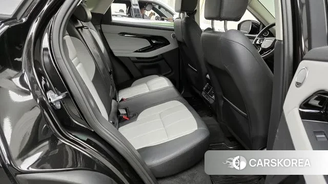 Land Rover Range Rover Evoque 2nd Generation 2024 Черный из Кореи, фото 3