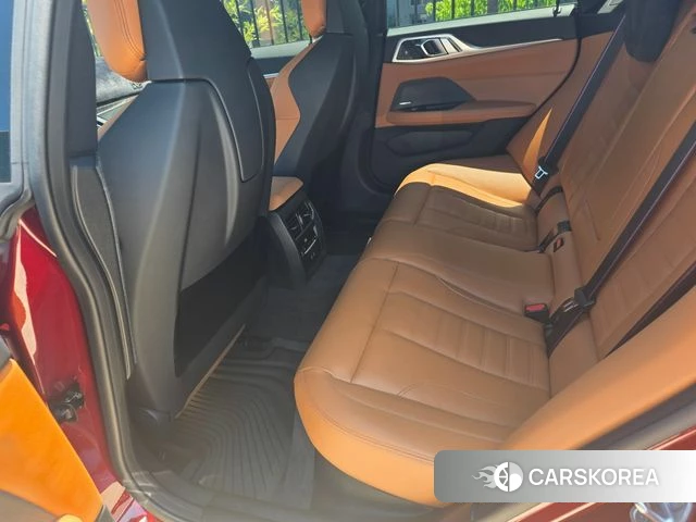 BMW i4 2023 Красный из Кореи, фото 3
