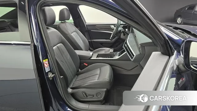 Audi A6 (C8) 2020 Синий из Кореи, фото 3