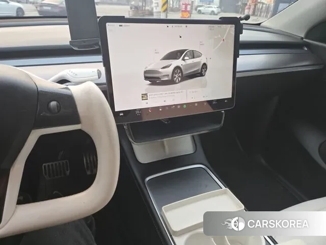 Tesla Model Y 2022 Белый из Кореи, фото 3