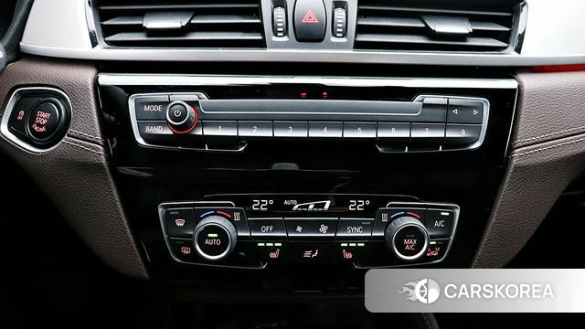 BMW X1 (F48) 2021 Белый из Кореи, фото 3
