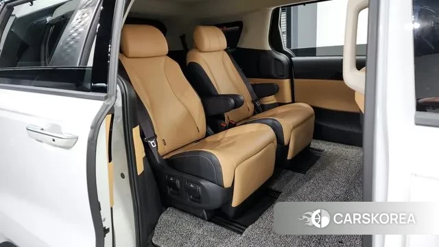 Kia Carnival 4th generation 2023 Белый из Кореи, фото 3