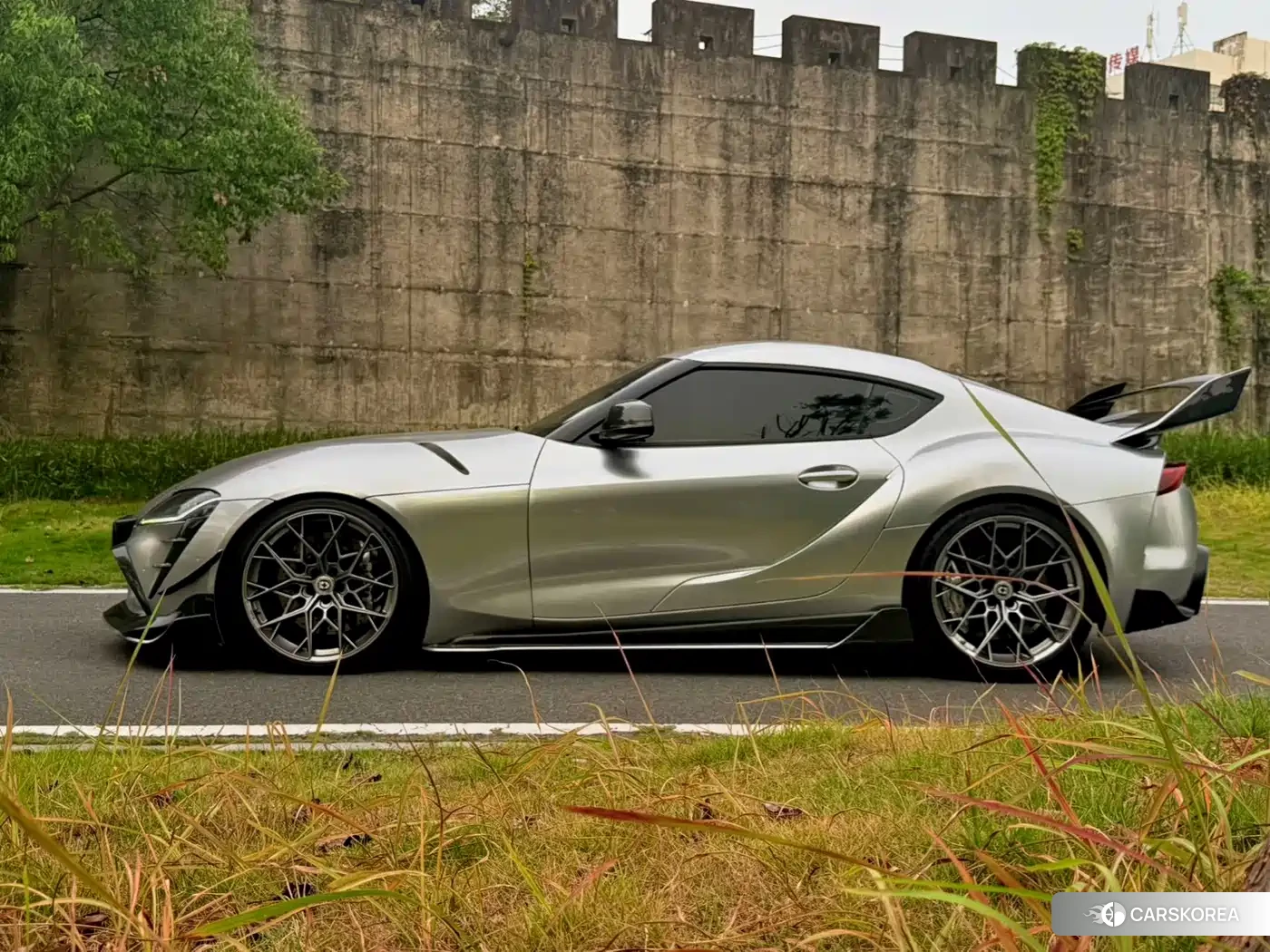 Toyota Supra 2022 Silver/gray из Китая, фото 3