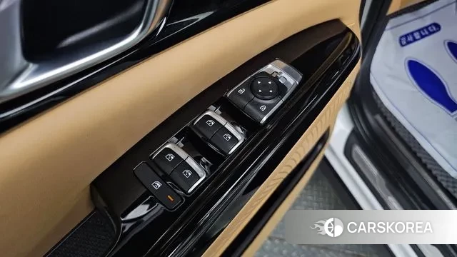 Kia Carnival 4th generation 2023 Белый из Кореи, фото 3