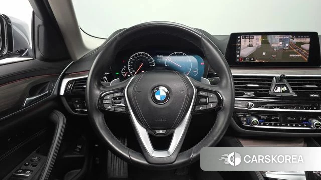 BMW 5 Series (G30) 2019 Серый из Кореи, фото 3