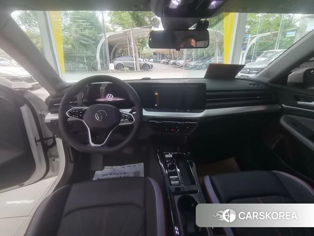 Volkswagen Lingdu 2023 Белый из Китая, фото 3