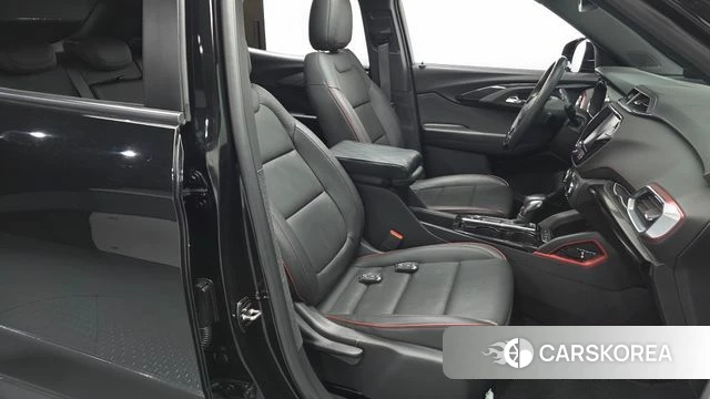 Chevrolet (GM Daewoo) Trailblazer 2022 Черный из Кореи, фото 3