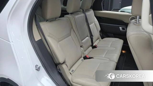 Land Rover Discovery 5 2019 Белый из Кореи, фото 3