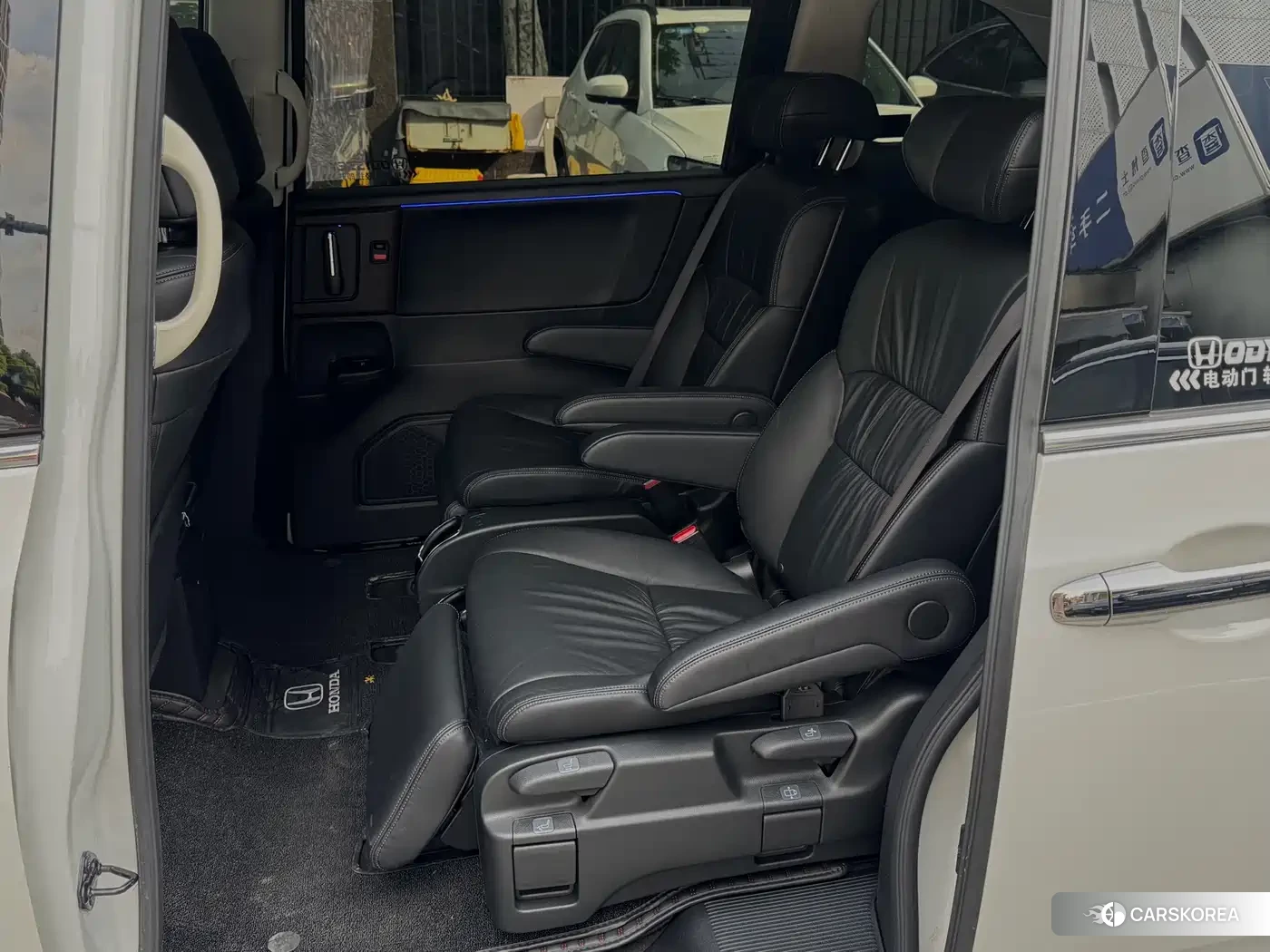 Honda Odyssey 2022 Белый из Китая, фото 3